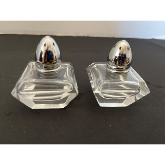 Vintage Glass Square Cut Salt & Pepper Shakers Beveled Edge MCM Dining - Picture 1 of 8